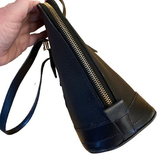 Vintage Dooney & Bourke AWL Buckle Satchel Zip Top Purse Bag Black Leather - Picture 10 of 16